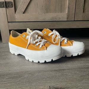 Size 7 - Converse Chuck Taylor All Star Low Seasonal Lugged - Saffron Yellow